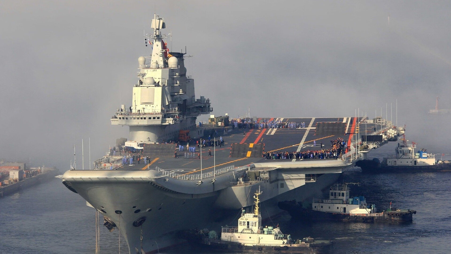 爱游戏 电竞-_攀岩+互动大秀：运动与表演的完美融合_，攀岩运动有哪五大功能